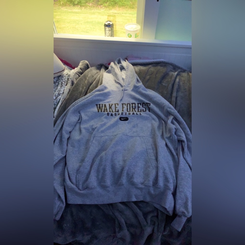 Nike, oversized basketball sweatshirt